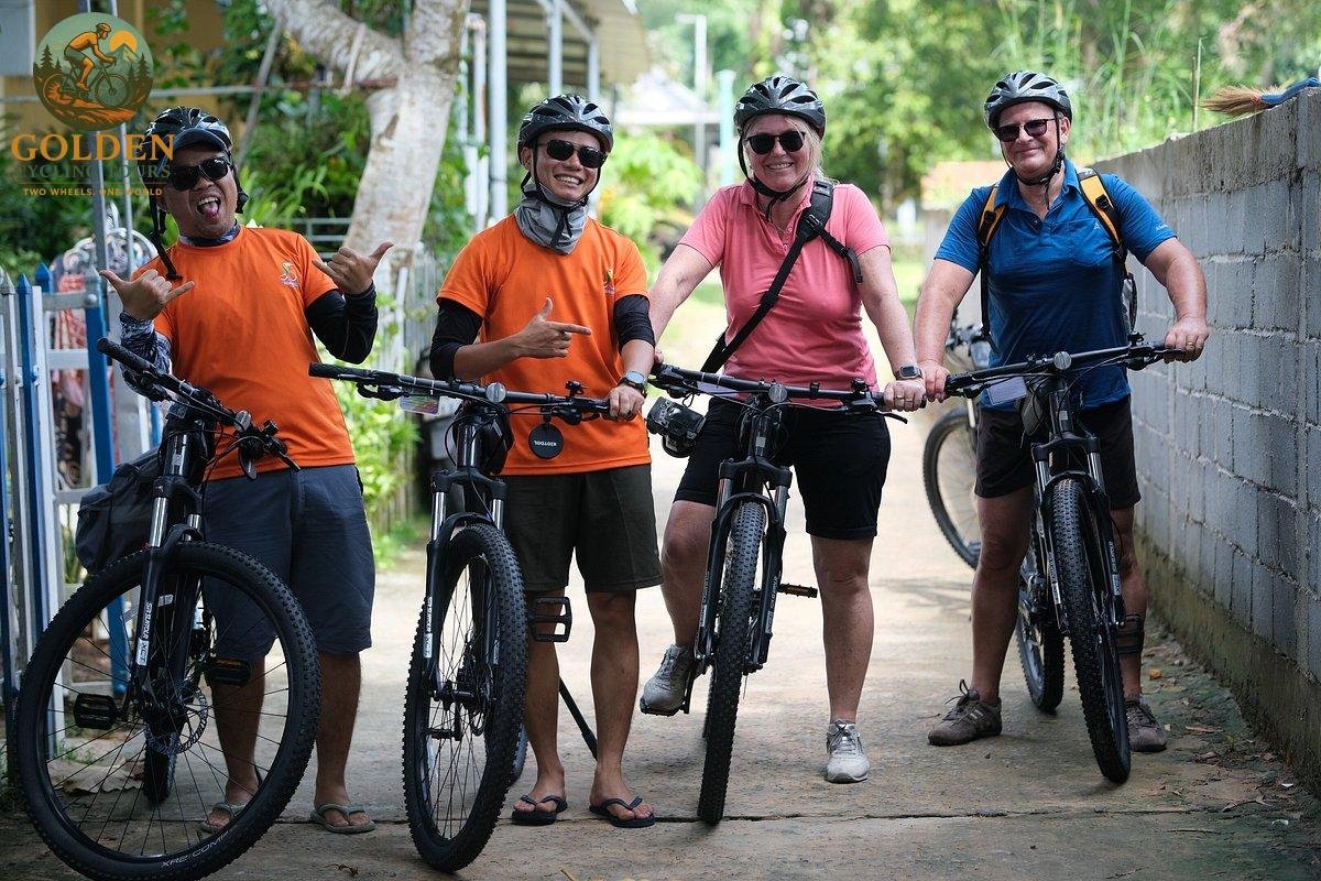 3-Hour Morning Phu Quoc Cycling Tour: Culture, Markets & Coastal Gems